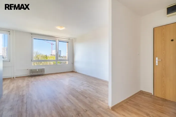 Pronájem bytu 3+kk, Praha - Braník, Novodvorská, 55 m2