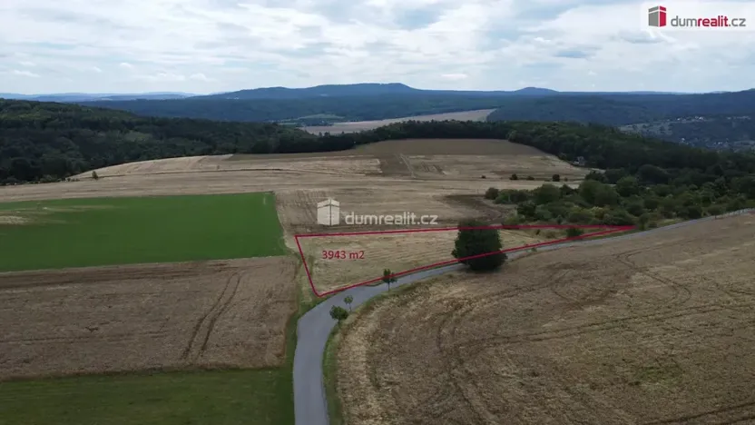 Prodej pozemku, Sýkořice, 3943 m2