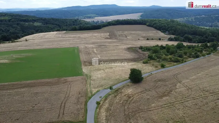 Prodej pozemku, Sýkořice, 3943 m2