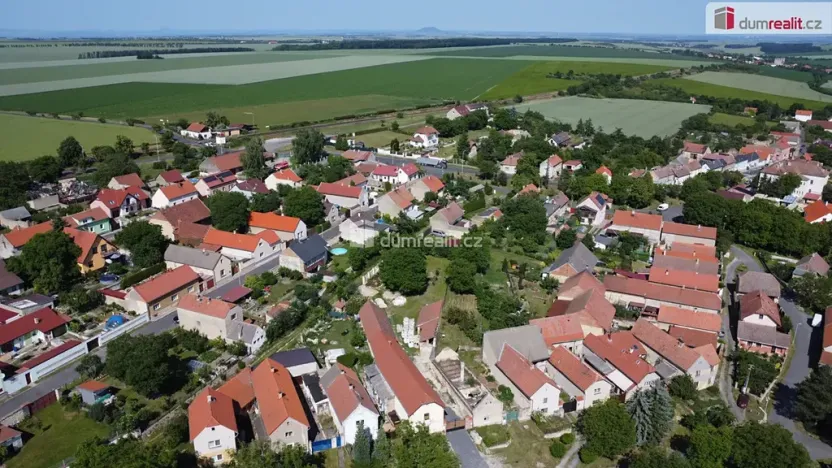 Prodej pozemku pro bydlení, Peruc, Na Karlově, 684 m2