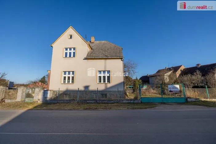 Prodej rodinného domu, Blatno, 210 m2