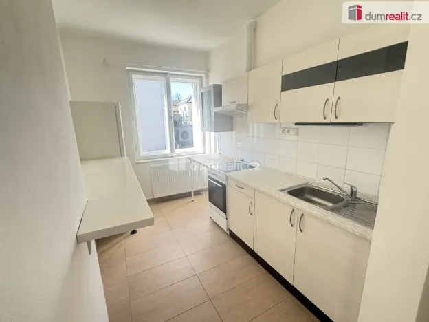 Pronájem bytu 2+1, Praha - Radotín, Plánická, 60 m2