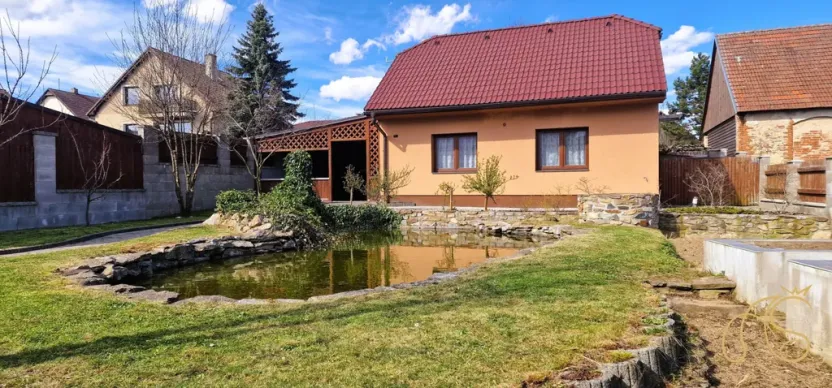 Prodej rodinného domu, Kouty, 220 m2