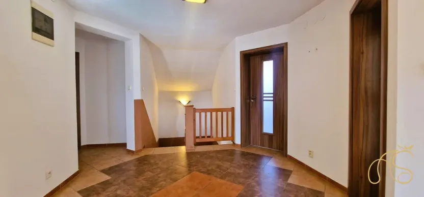 Prodej rodinného domu, Kouty, 220 m2