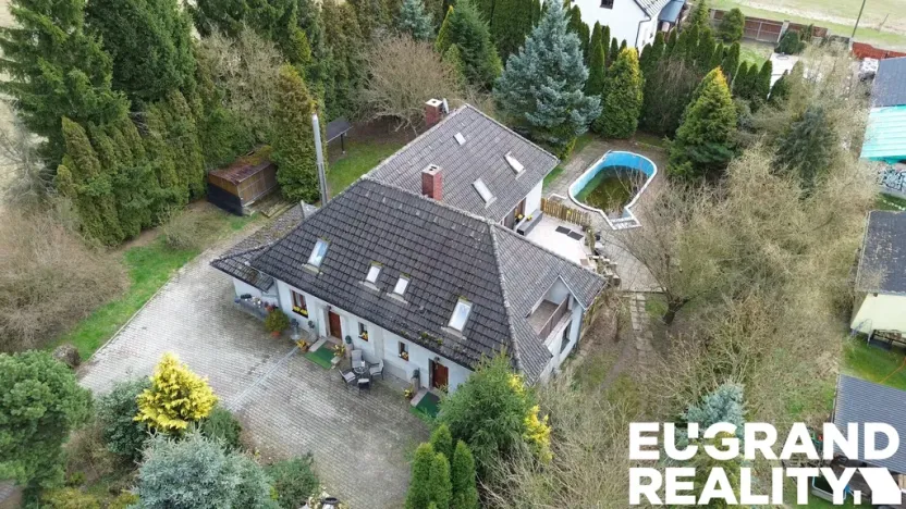 Prodej rodinného domu, Nový Bor - Janov, 219 m2