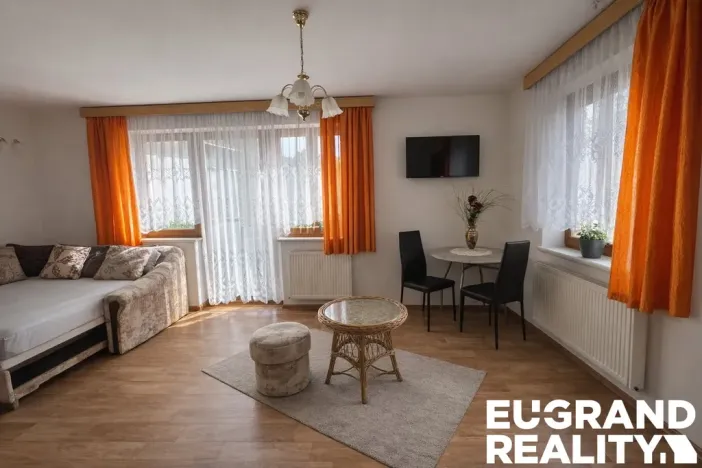 Prodej rodinného domu, Nový Bor - Janov, 219 m2