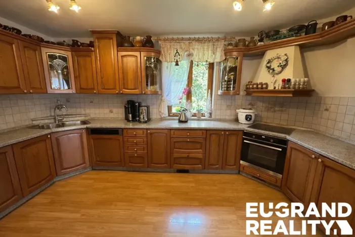 Prodej rodinného domu, Nový Bor - Janov, 219 m2