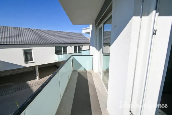 Pronájem bytu 1+kk, Brno, Faměrovo náměstí, 49 m2