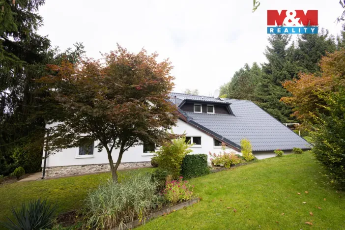 Prodej rodinného domu, Loučim, 300 m2