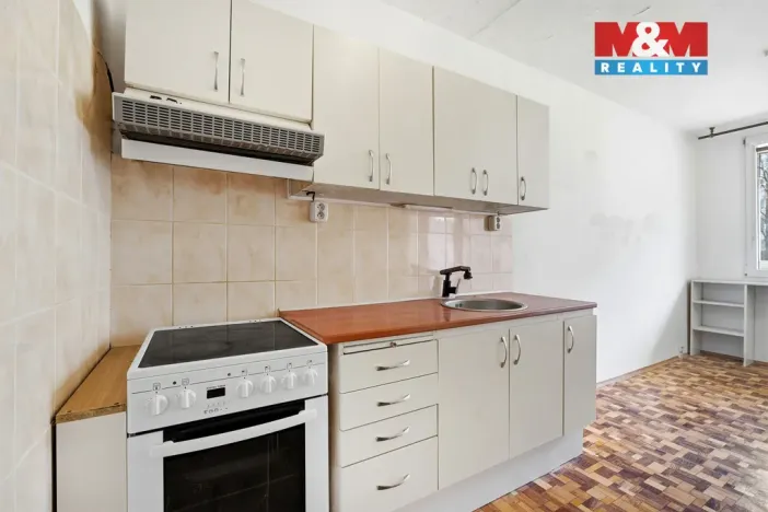 Prodej bytu 3+1, Praha - Chodov, Láskova, 72 m2