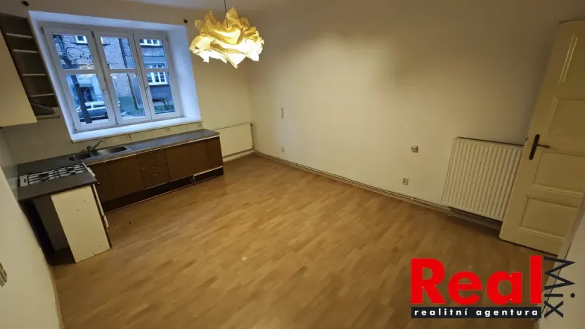 Pronájem bytu 2+kk, Brno - Veveří, Čápkova, 43 m2