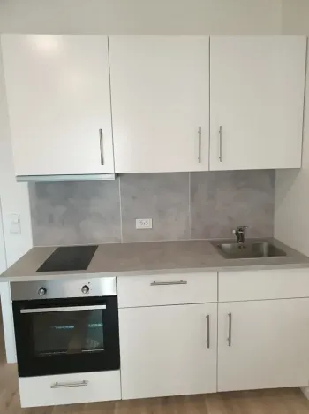 Prodej bytu 1+kk, Praha, Novovysočanská, 26 m2