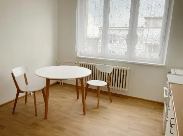 Pronájem bytu 2+kk, Nové Strašecí, Křivoklátská, 38 m2