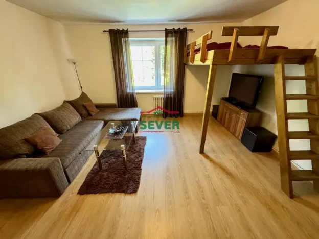 Prodej bytu 1+1, Jáchymov, Fibichova, 43 m2