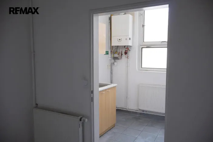 Pronájem obchodního prostoru, Třebíč - Vnitřní Město, Karlovo nám., 325 m2