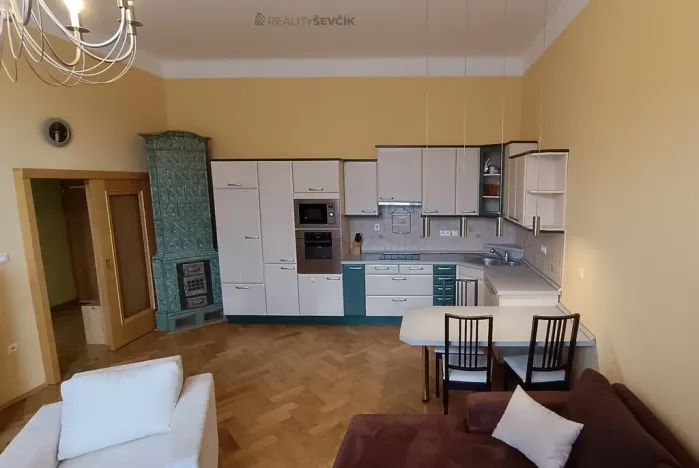 Pronájem bytu 2+kk, České Budějovice - České Budějovice 6, Žižkova tř., 62 m2