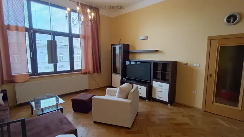 Pronájem bytu 2+kk, České Budějovice - České Budějovice 6, Žižkova tř., 62 m2