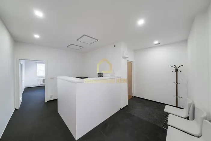 Prodej kanceláře, Ostrava, Nádražní, 113 m2