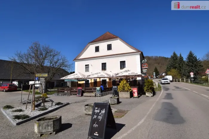 Prodej pozemku pro bydlení, Nespeky, Nad Splavem, 2256 m2