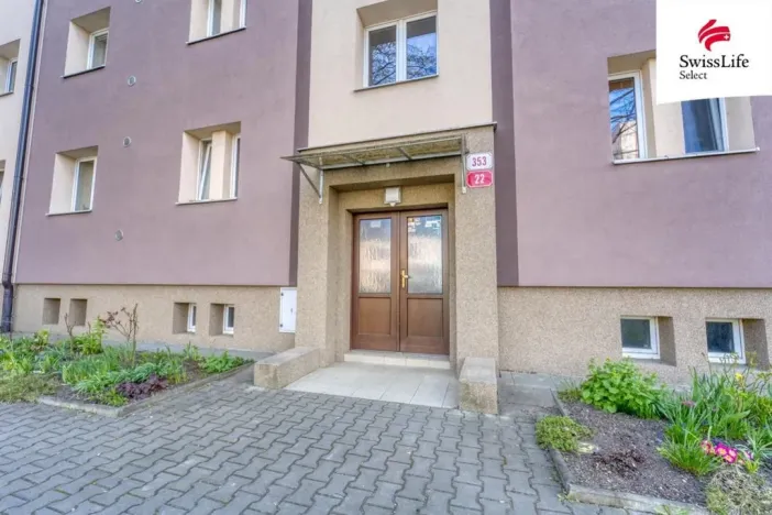 Prodej bytu 2+1, Plzeň, Chválenická, 69 m2