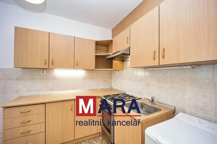 Pronájem bytu 2+1, Olomouc, Rožňavská, 43 m2