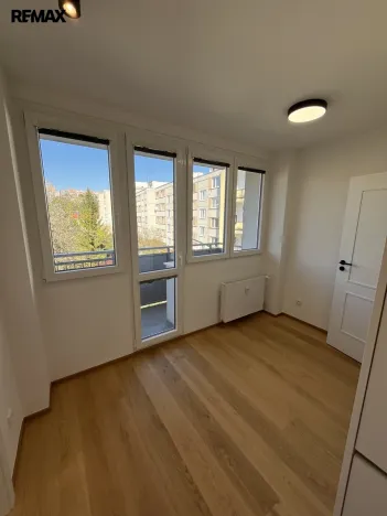Pronájem bytu 3+1, Zlín, Zarámí, 96 m2