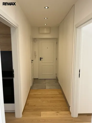 Pronájem bytu 3+1, Zlín, Zarámí, 96 m2