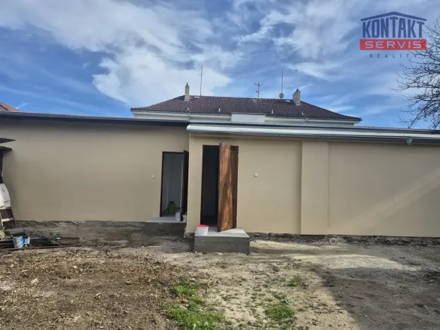 Pronájem zahrady, České Budějovice, Šípková, 400 m2