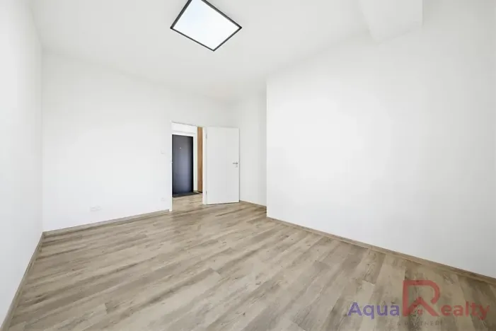 Prodej bytu 3+kk, Karlovy Vary, Dubová, 83 m2