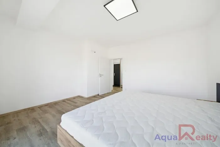 Prodej bytu 3+kk, Karlovy Vary, Dubová, 83 m2