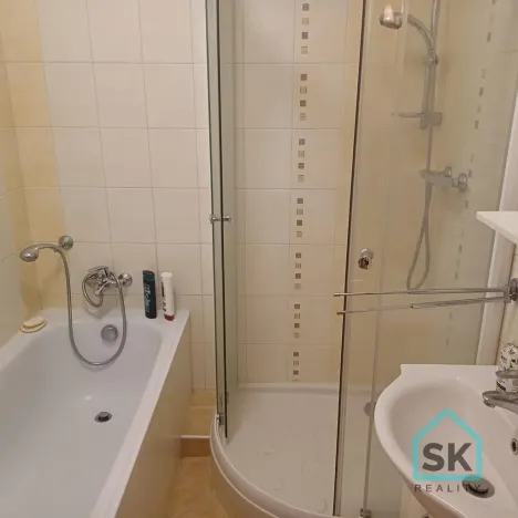 Pronájem bytu 3+1, Krnov - Pod Bezručovým vrchem, Budovatelů, 74 m2