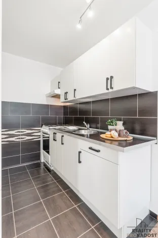 Prodej bytu 3+1, Praha - Stodůlky, Bellušova, 70 m2