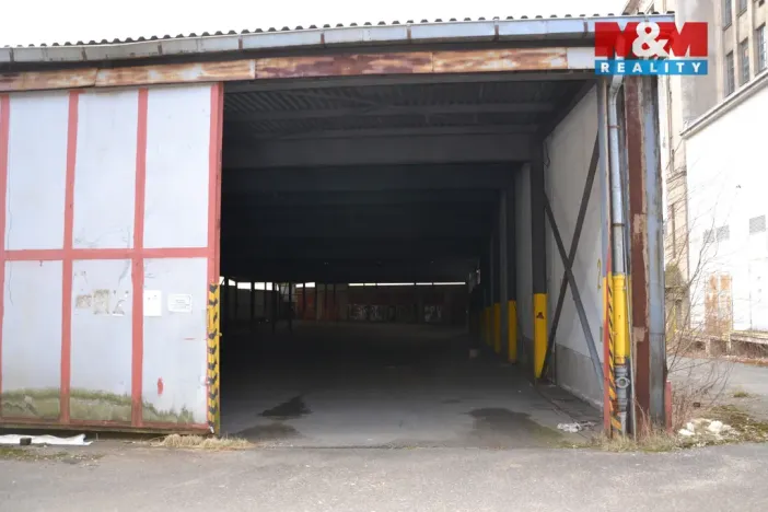 Pronájem skladu, Červený Kostelec, Jiráskova, 4000 m2