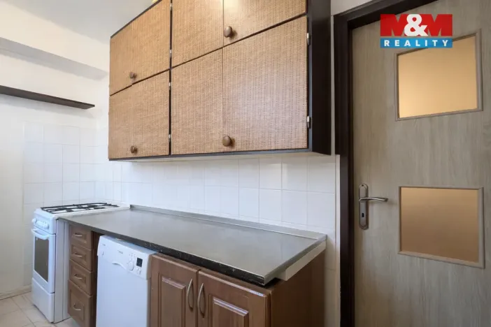 Prodej bytu 2+1, Praha, K louži, 46 m2