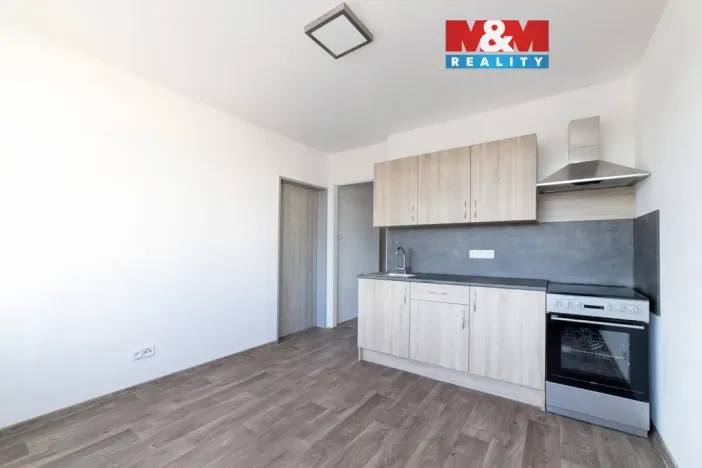 Pronájem bytu 1+1, Sokolov, Nádražní, 39 m2