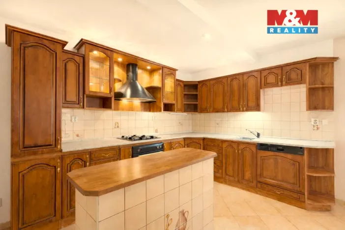 Prodej rodinného domu, Chrast - Podlažice, 280 m2