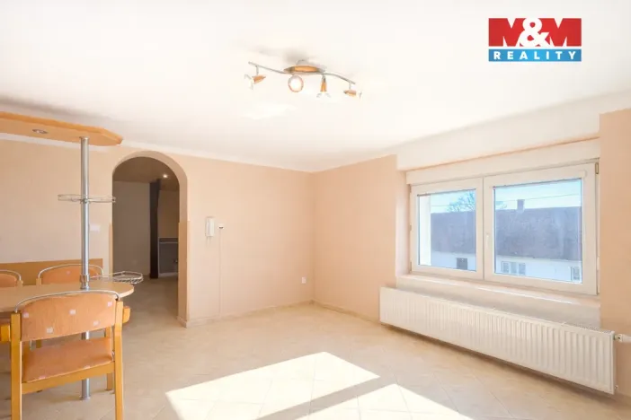 Prodej rodinného domu, Chrast - Podlažice, 280 m2