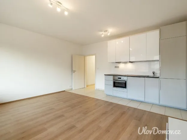 Prodej bytu 1+kk, Praha - Černý Most, Mrázkova, 36 m2
