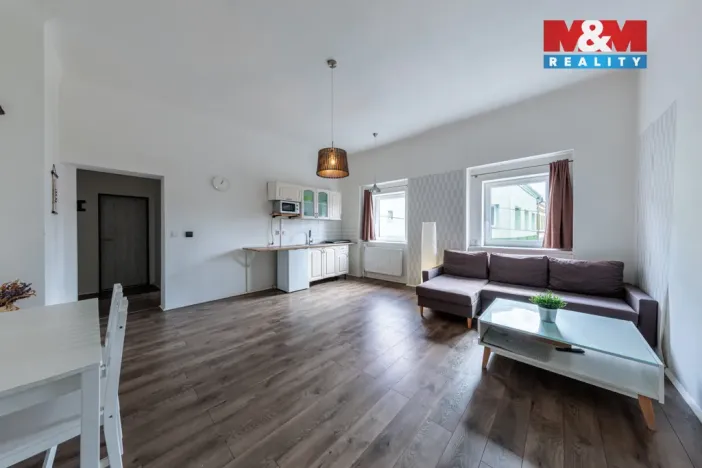 Prodej rodinného domu, Hroznětín, Mlýnská, 327 m2