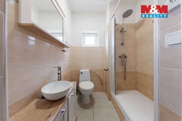 Prodej rodinného domu, Hroznětín, Mlýnská, 327 m2