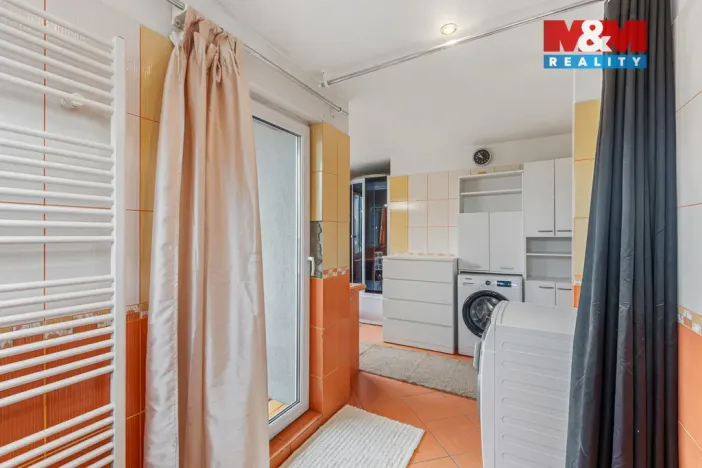 Prodej rodinného domu, Doksy, Školní, 98 m2