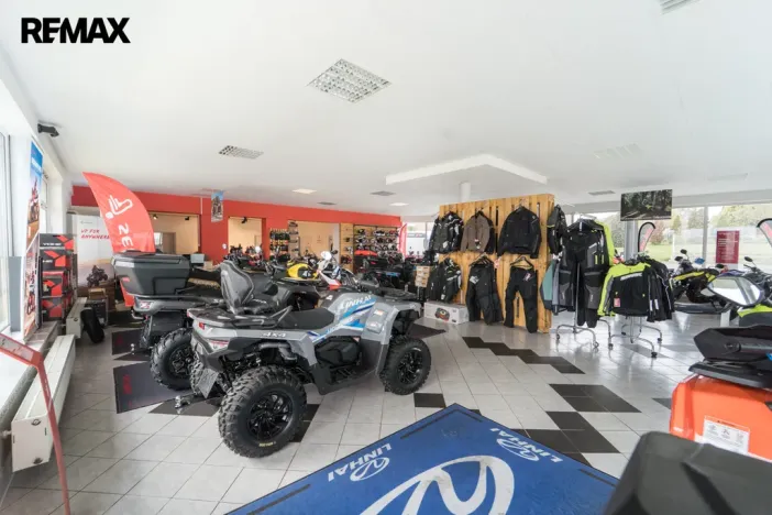 Prodej obchodního prostoru, Drásov, 300 m2