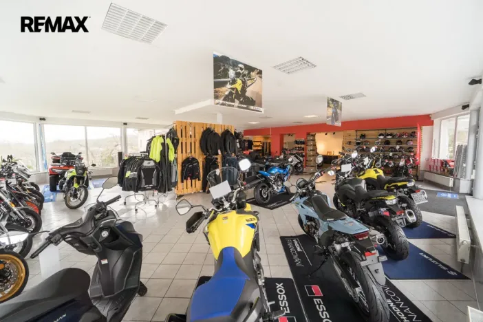 Prodej obchodního prostoru, Drásov, 300 m2