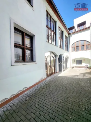 Pronájem bytu 2+1, České Budějovice, nám. Přemysla Otakara II., 86 m2