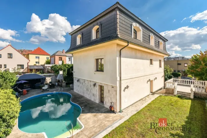 Prodej vily, Praha - Modřany, Pancířova, 287 m2