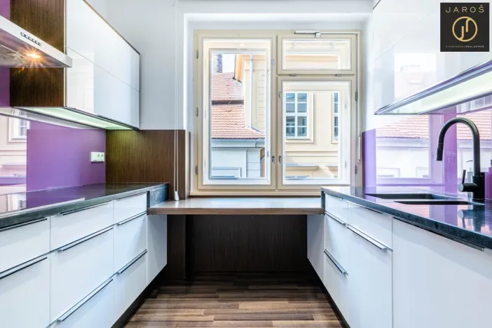 Pronájem bytu 4+1, Praha - Nové Město, Ke Karlovu, 121 m2