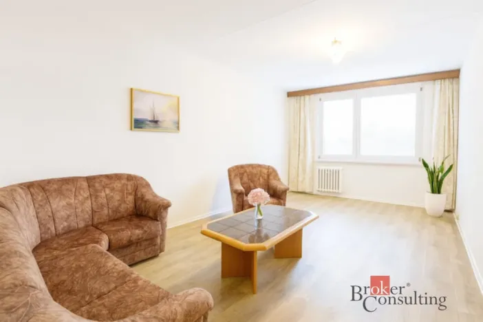 Pronájem bytu 2+1, Karlovy Vary - Drahovice, Boženy Němcové, 66 m2