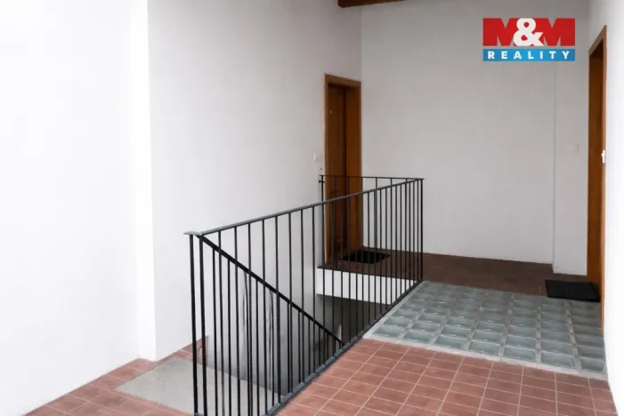 Pronájem bytu 1+kk, Kolín - Kolín I, Karlova, 20 m2