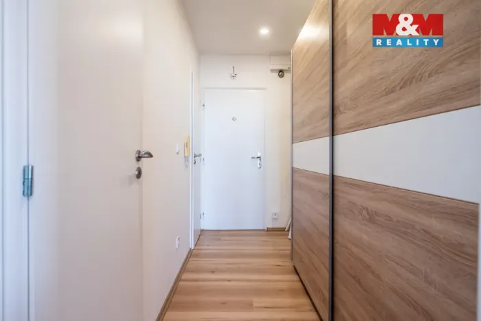 Prodej bytu 3+1, Veselí nad Lužnicí - Veselí nad Lužnicí I, Pod Markem, 62 m2