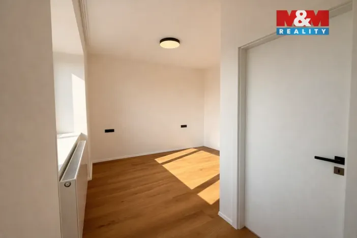 Pronájem bytu 2+kk, Praha - Radlice, Na Farkáně III, 55 m2